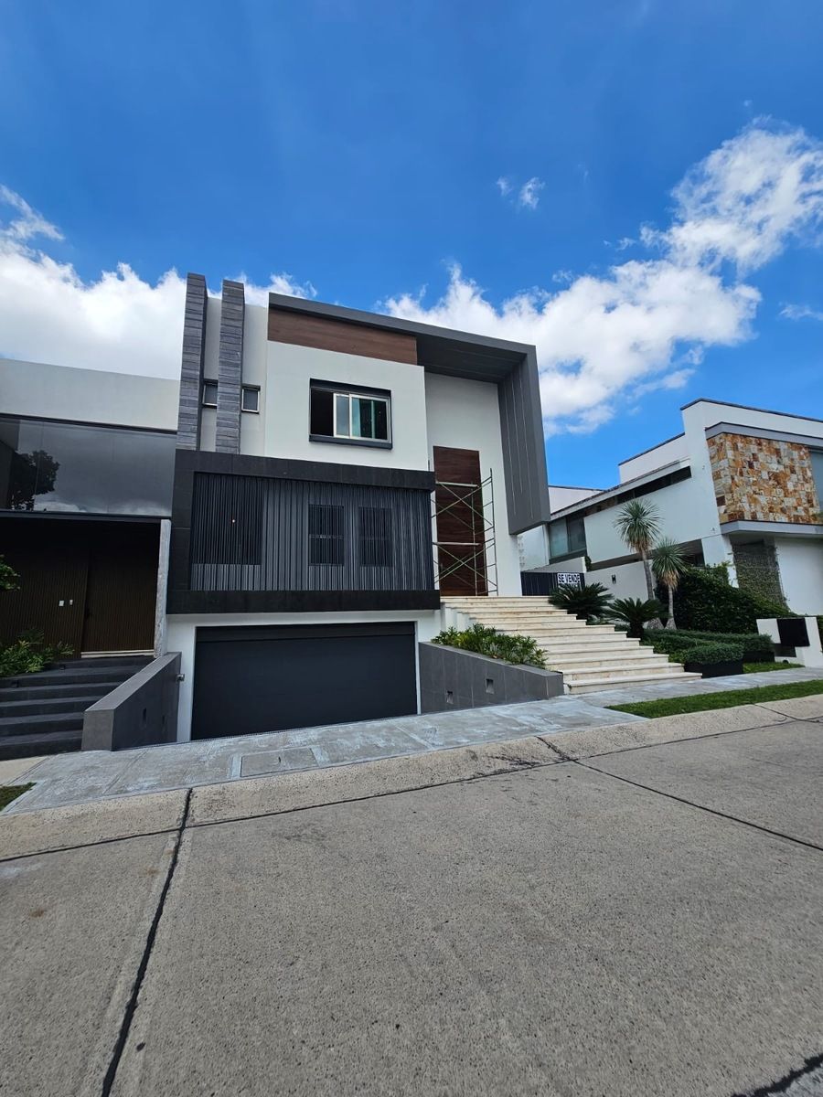 2 de 44: Casa en venta en Puerta Plata