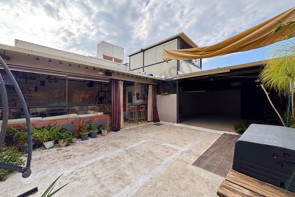 27 de 34: Roof Garden