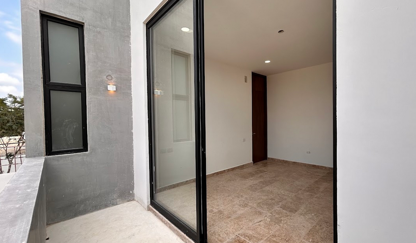 14 of 27: casa muestra