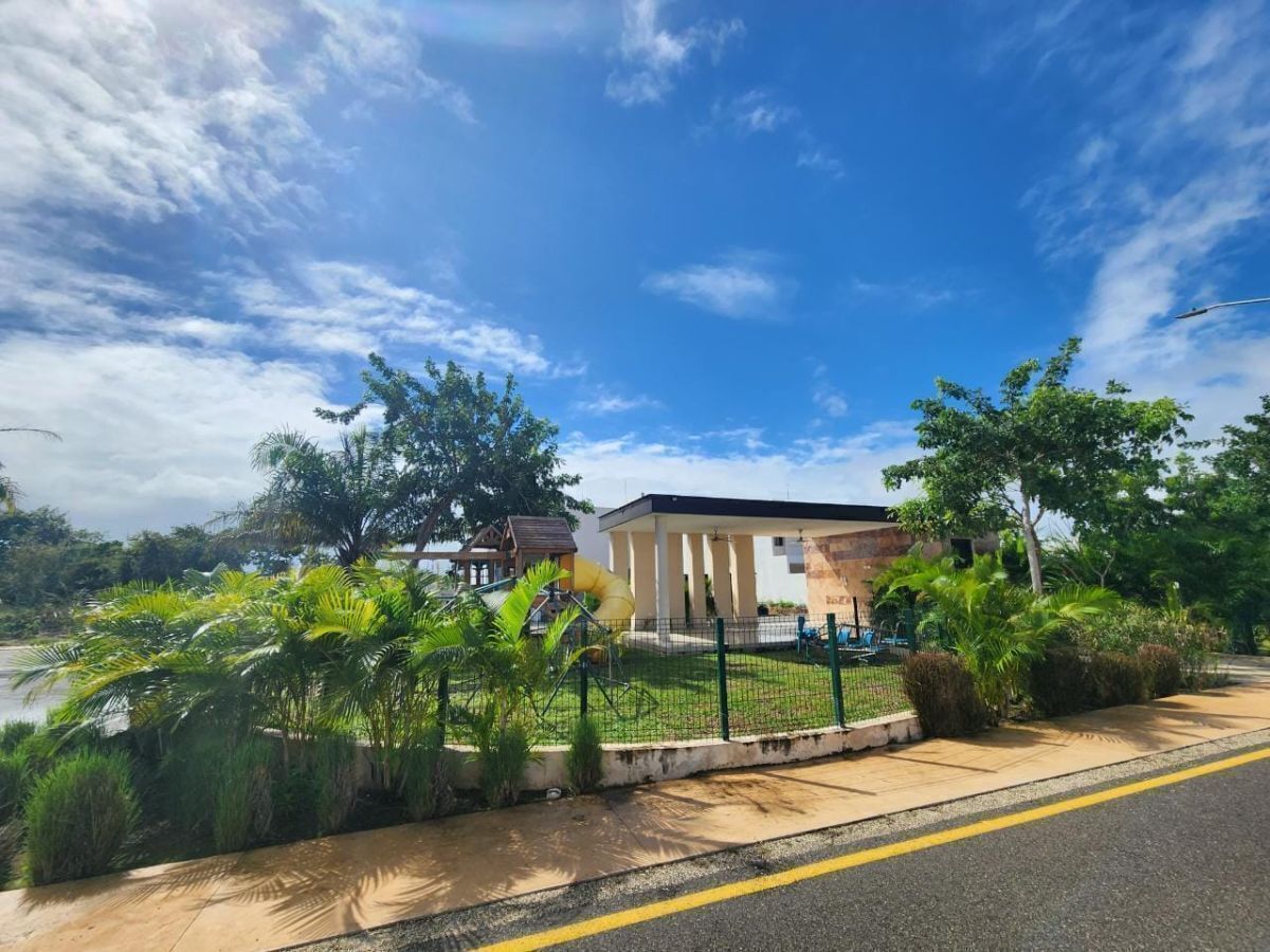 13 de 19: Áreas Verdes