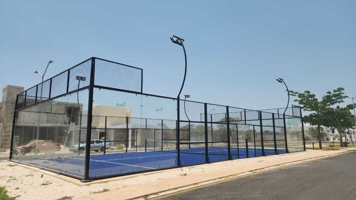 16 de 19: Cancha de Pádel