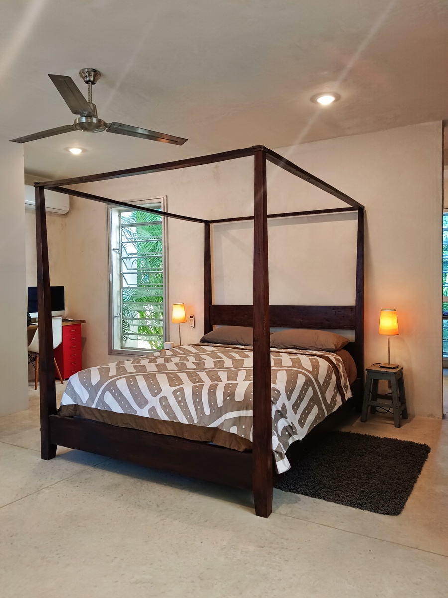 9 de 23: Recámara con baño completo