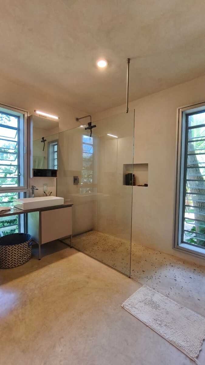 22 de 23: Baño completo