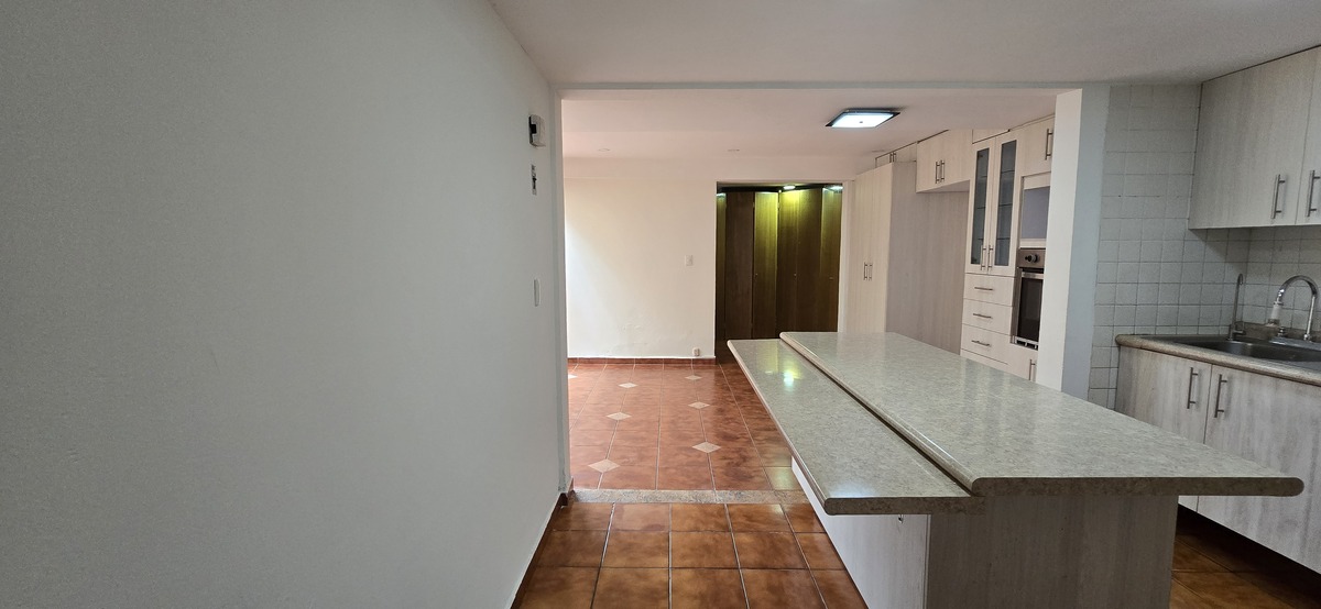 3 de 24: Casa en Venta en Lomas Estrella Rayo Vende ®