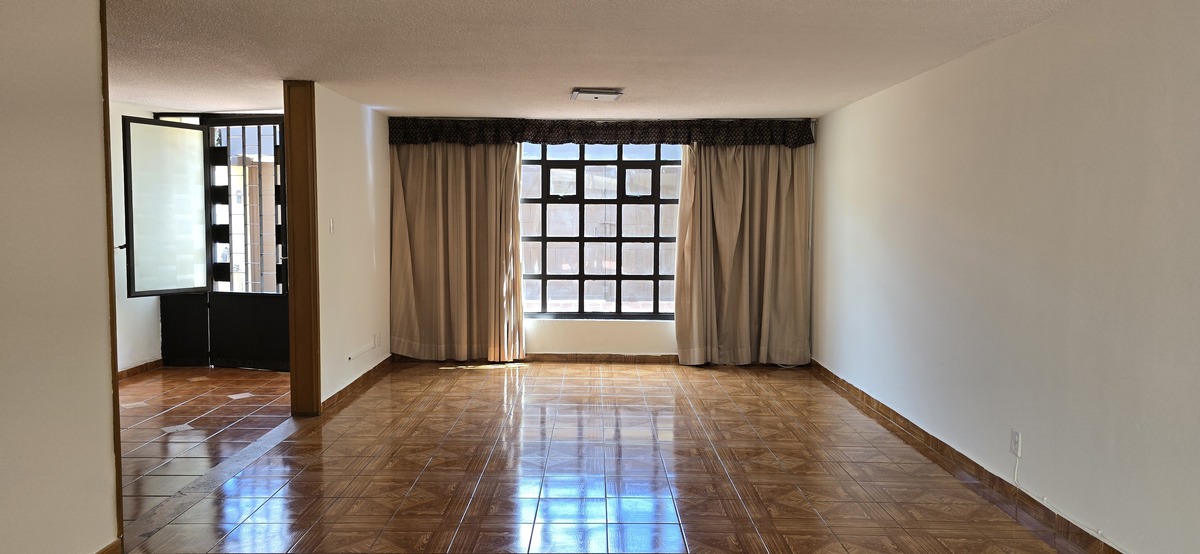 9 de 24: Casa en Venta en Lomas Estrella Rayo Vende ®