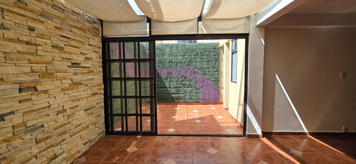 10 de 24: Casa en Venta en Lomas Estrella Rayo Vende ®