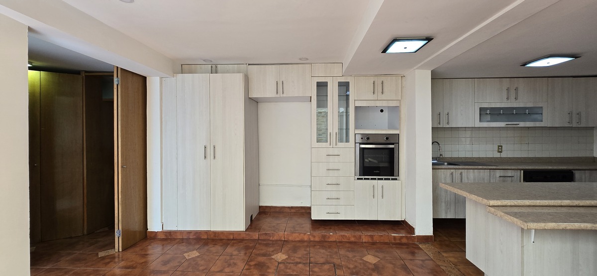 6 de 24: Casa en Venta en Lomas Estrella Rayo Vende ®