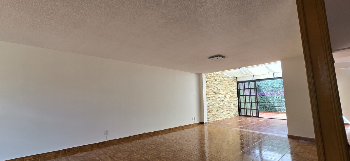 12 de 24: Casa en Venta en Lomas Estrella Rayo Vende ®