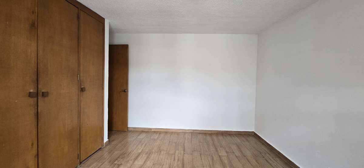 15 de 24: Casa en Venta en Lomas Estrella Rayo Vende ®