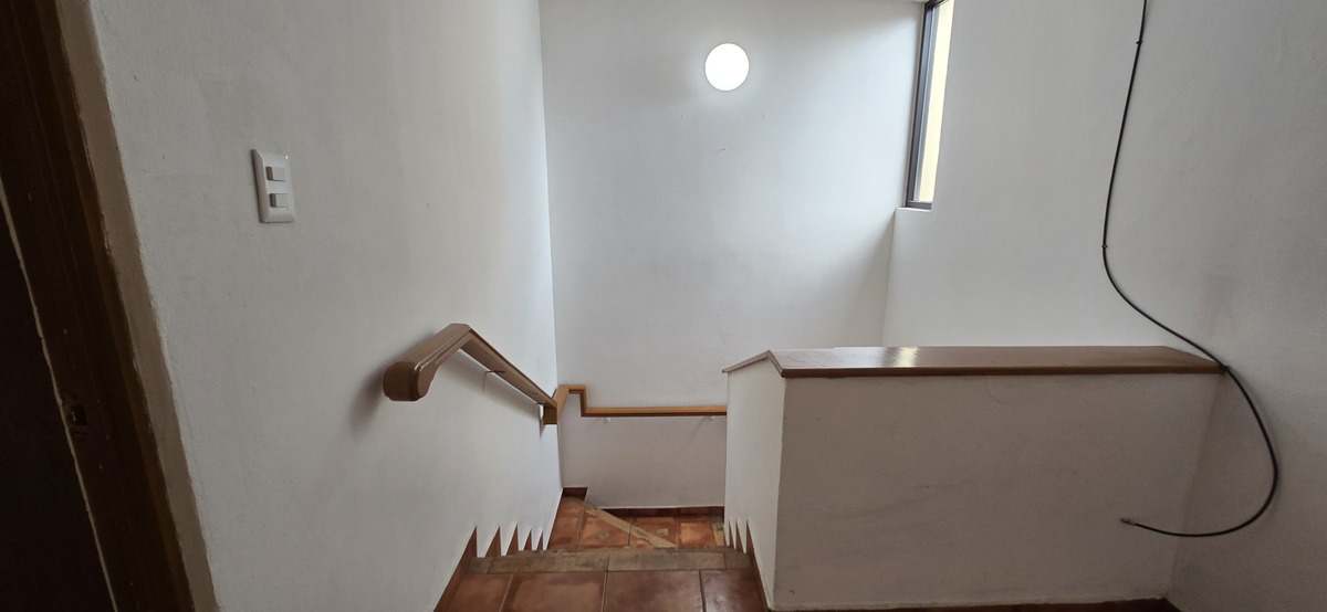 18 de 24: Casa en Venta en Lomas Estrella Rayo Vende ®