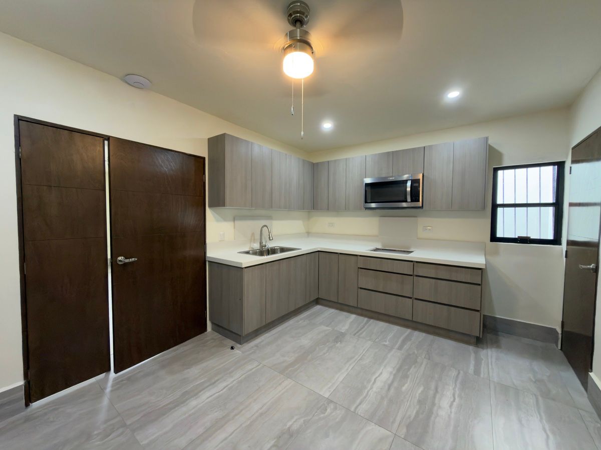 6 de 7: cocina y acceso área social