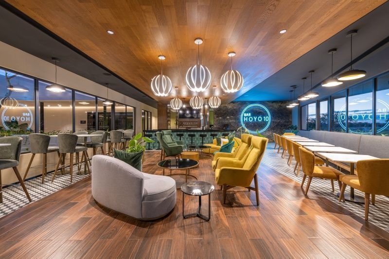 2 de 12: areas comunes (restaurante)