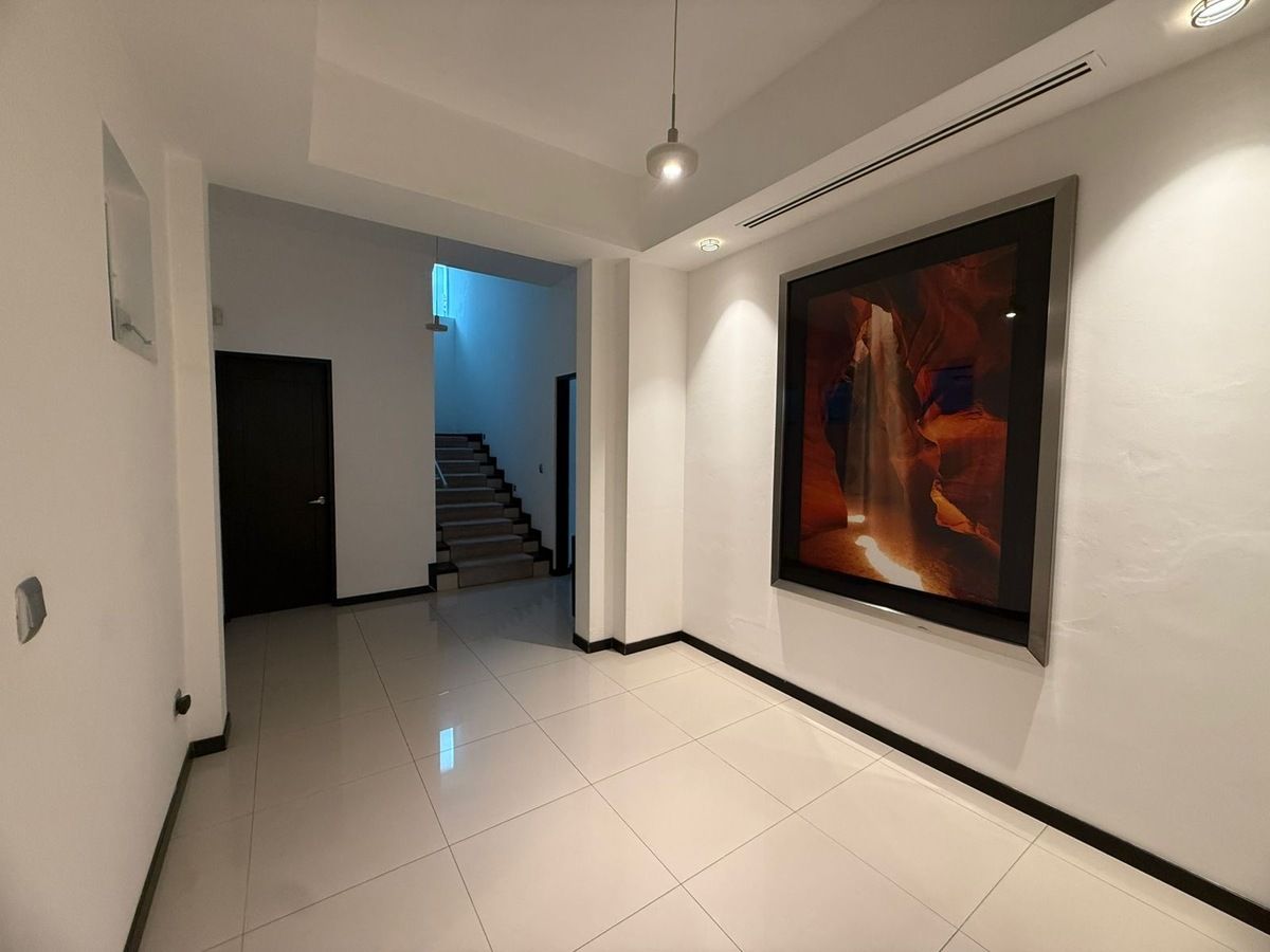 2 de 8: Acceso Principal