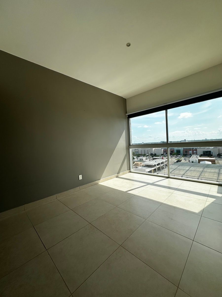 1 of 22: Recámara principal