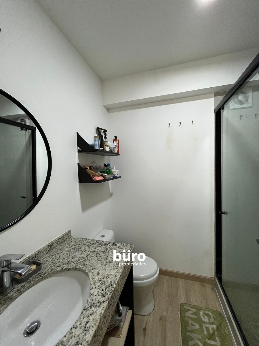 6 de 13: Baño Principal