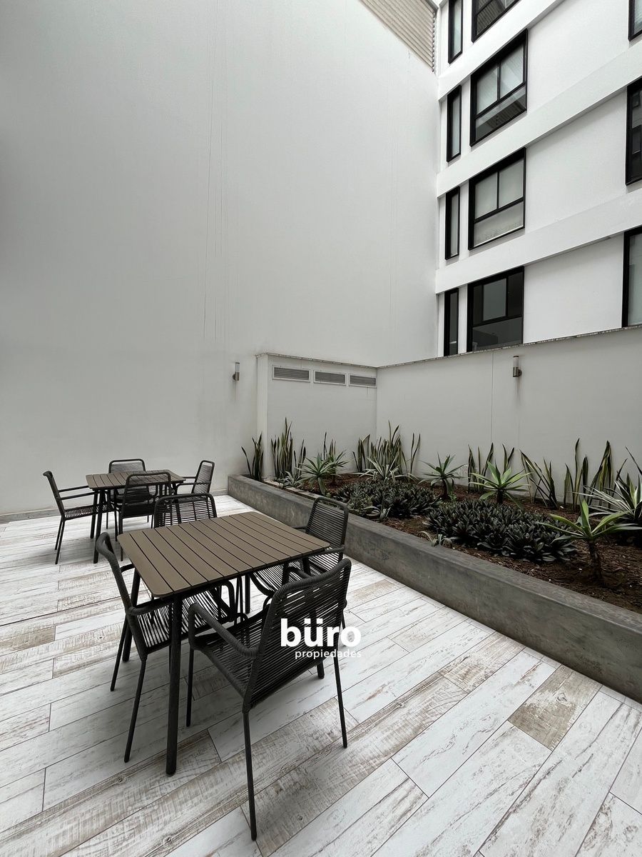 9 de 13: Lindas y Amplias Areas Comunes