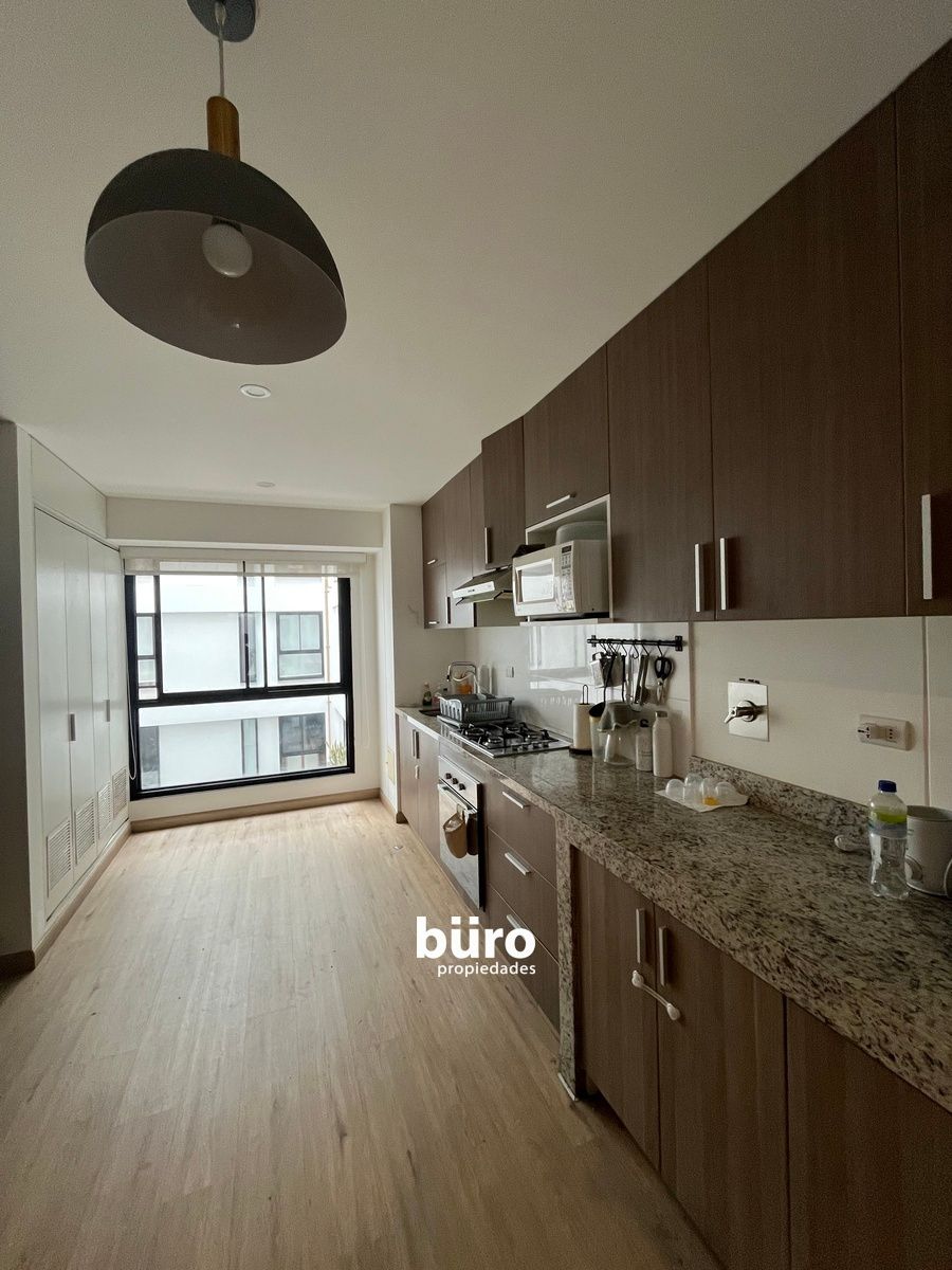 2 de 13: Cocina super amplia