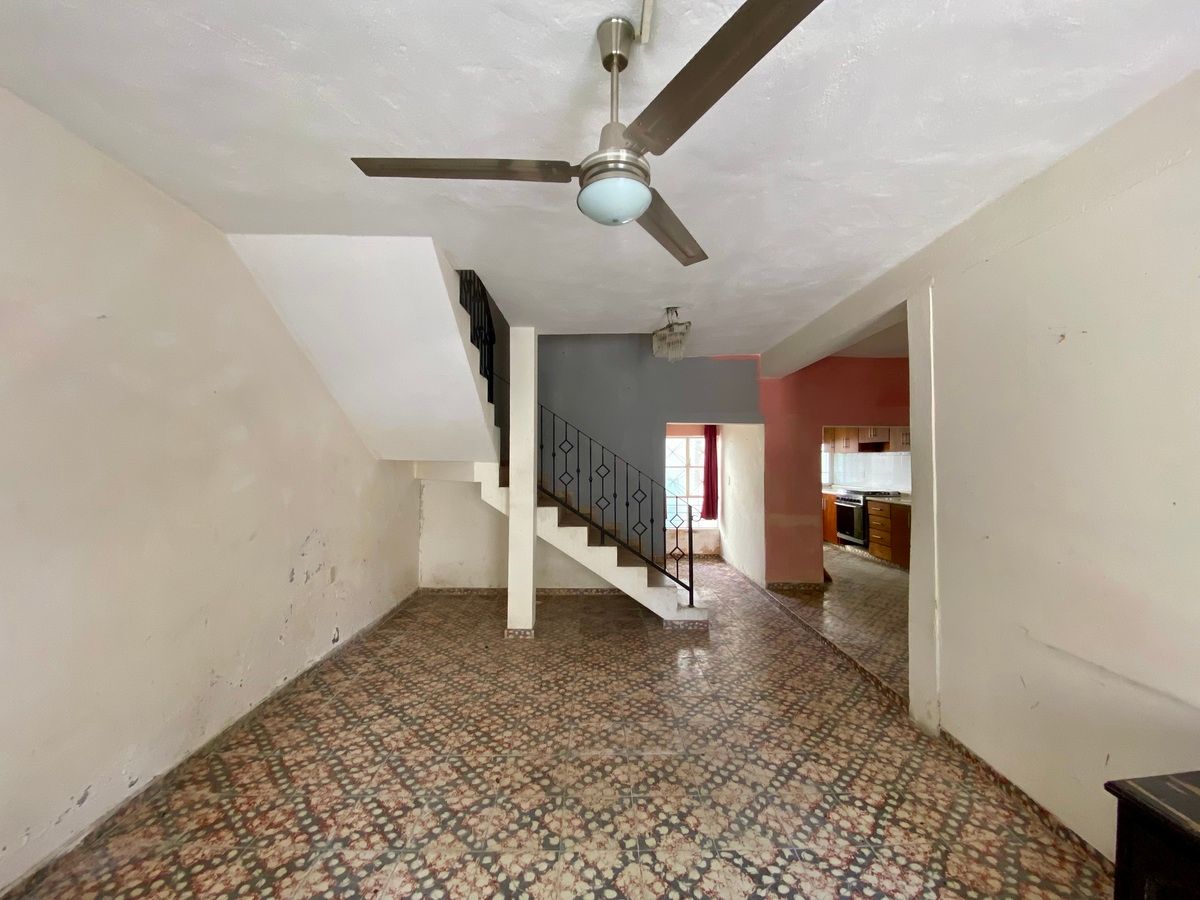 9 de 39: Living room area