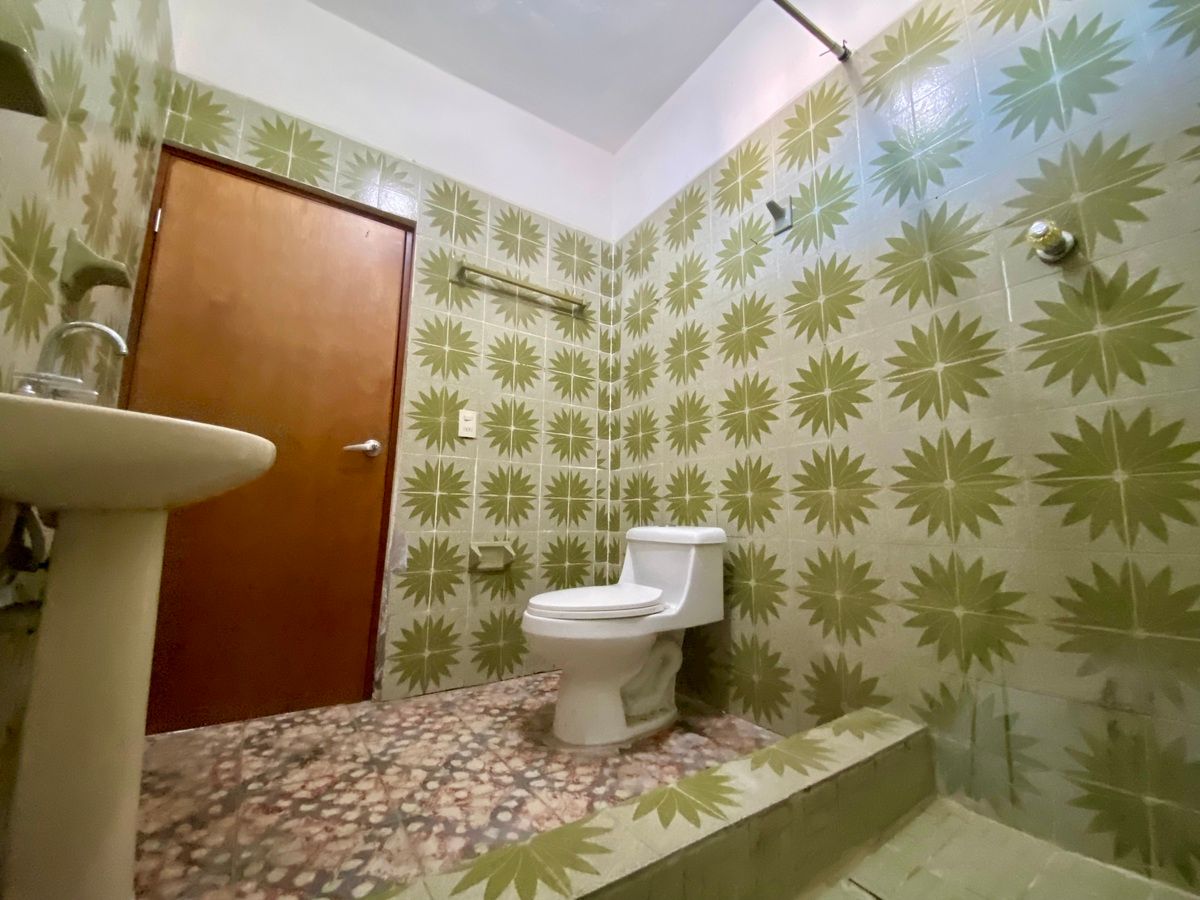 13 de 39: Bathroom ground floor