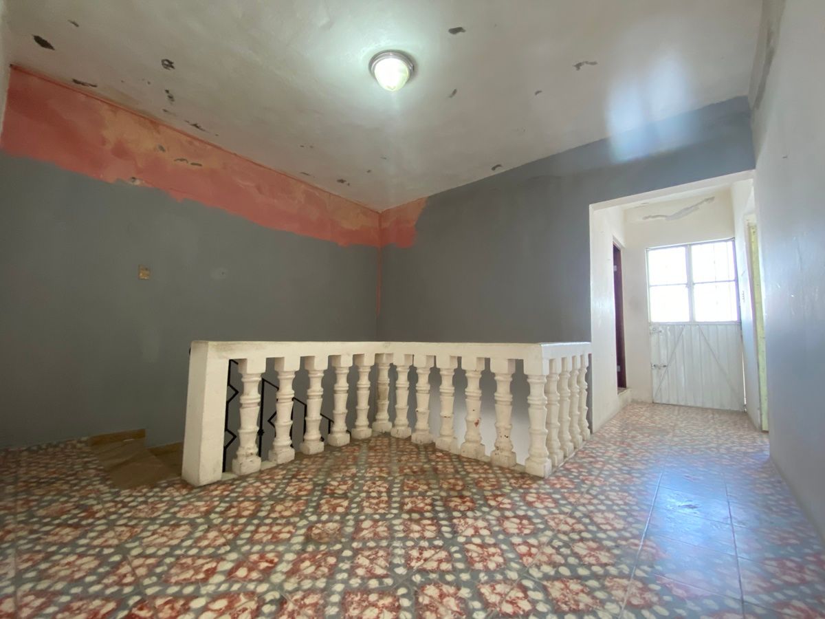 20 de 39: Receiving area