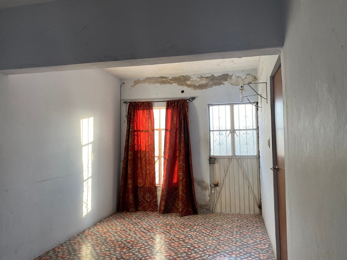 27 de 39: Second bedroom