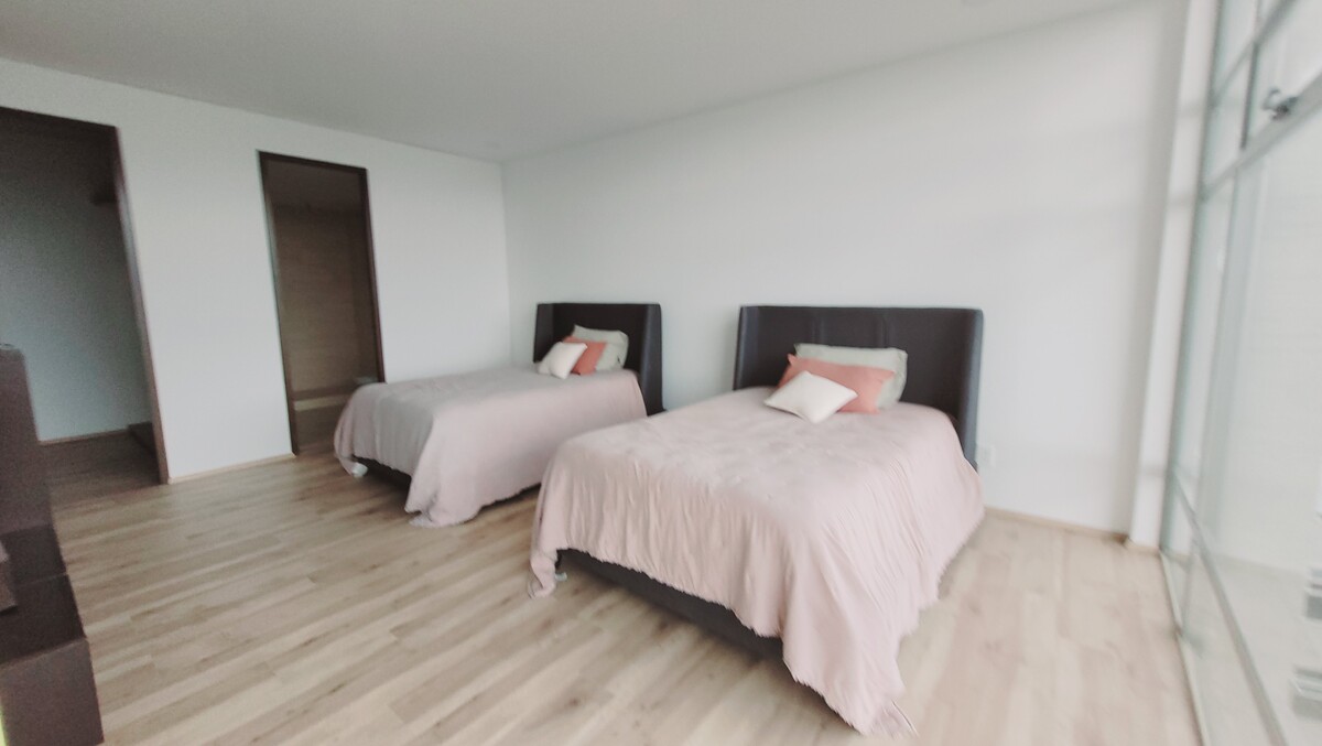 12 de 18: Recámara Secundaria