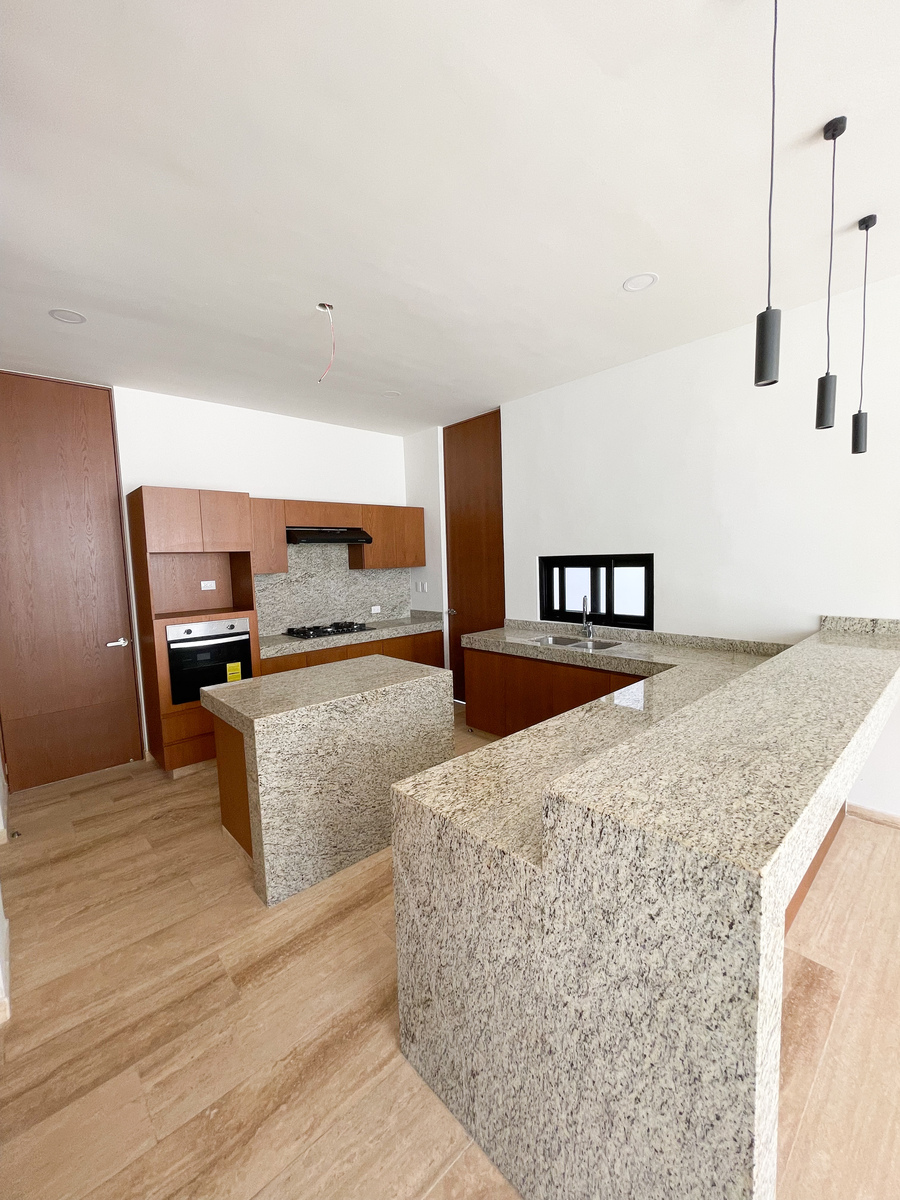 5 de 23: Cocina y barra