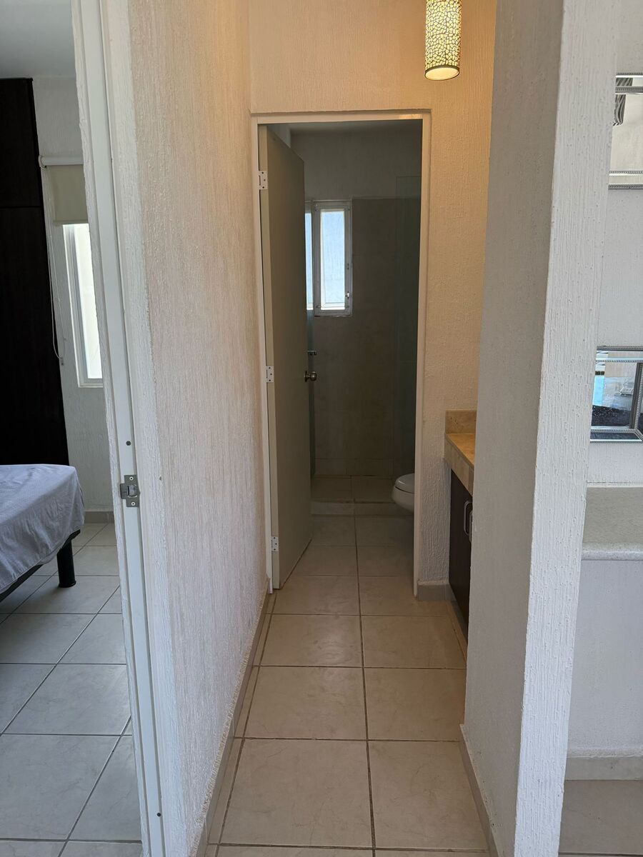 18 de 27: ID2737 CONDO EN LOS OLIVOS II PLAYA DEL CARMEN PASILLO