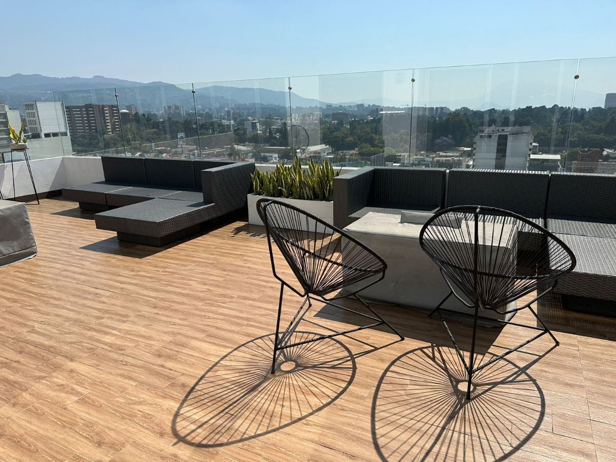 5 de 19: Terraza social