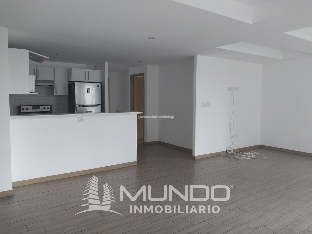 4 de 19: Cocina abierta con línea blanca