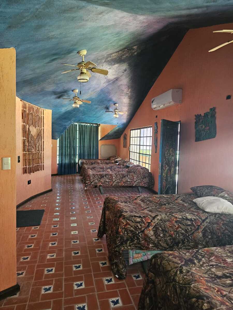 10 of 23: WhatsApp Image 2025-10-22 at 10.12.16 PM (4)