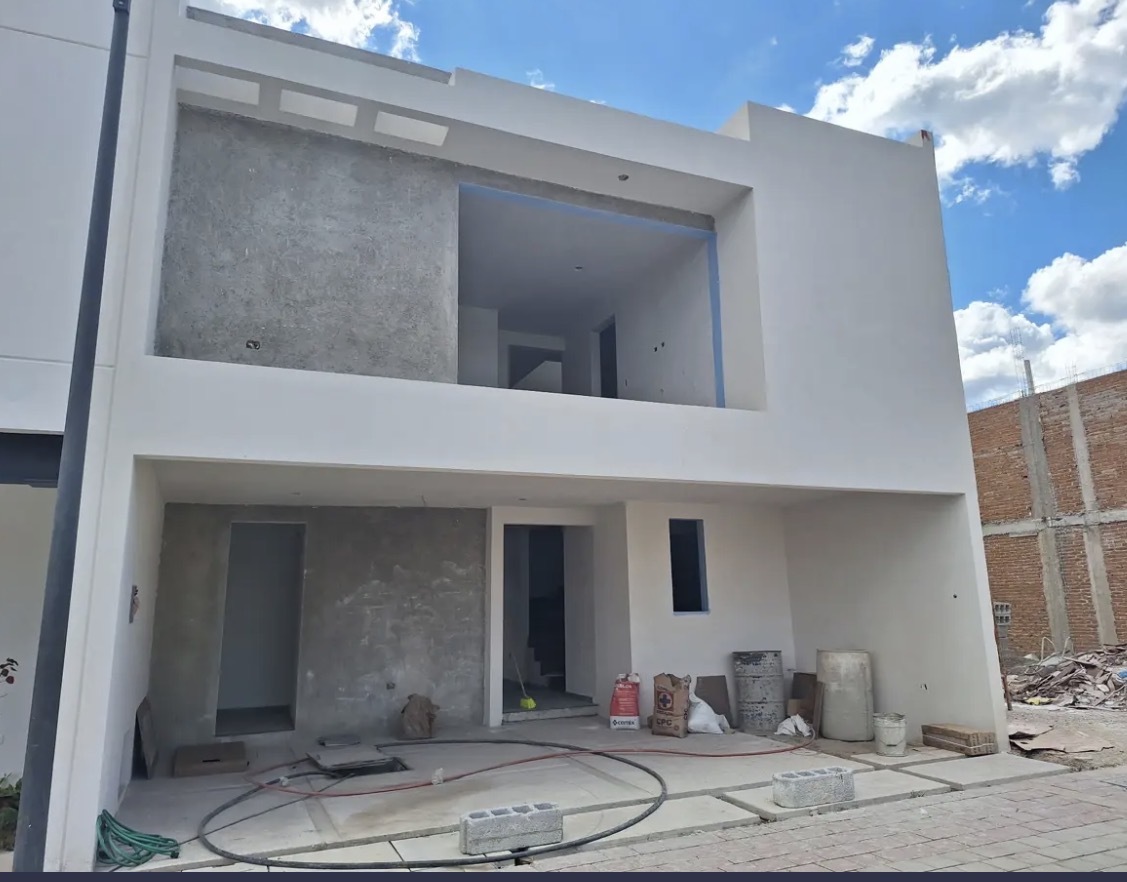 3 of 38: Avance de Obra - Fachada actual casa 9