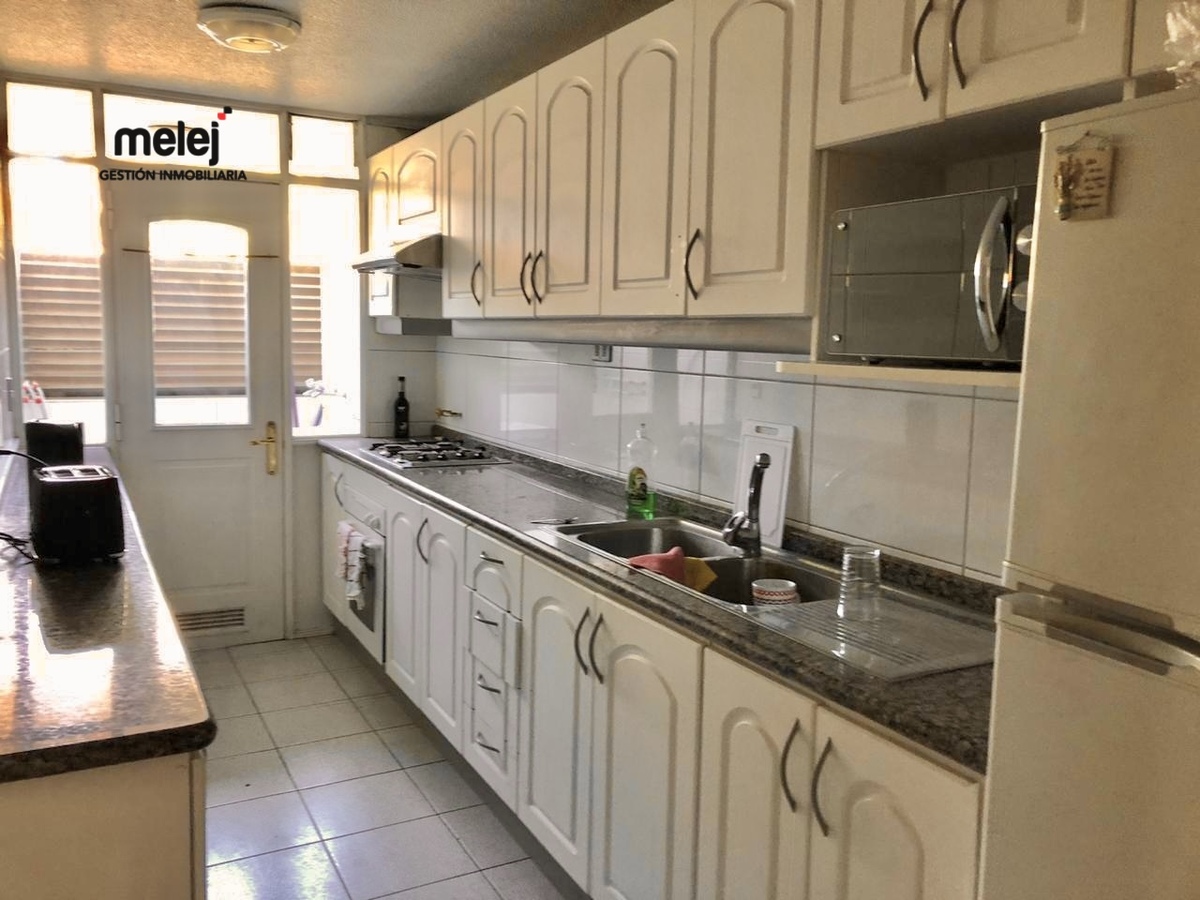 2 de 21: Cocina independiente