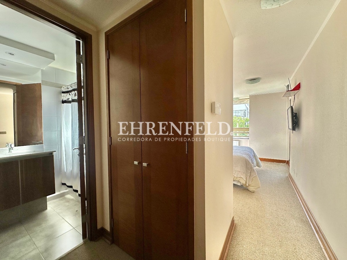 19 de 36: Entrada suite.