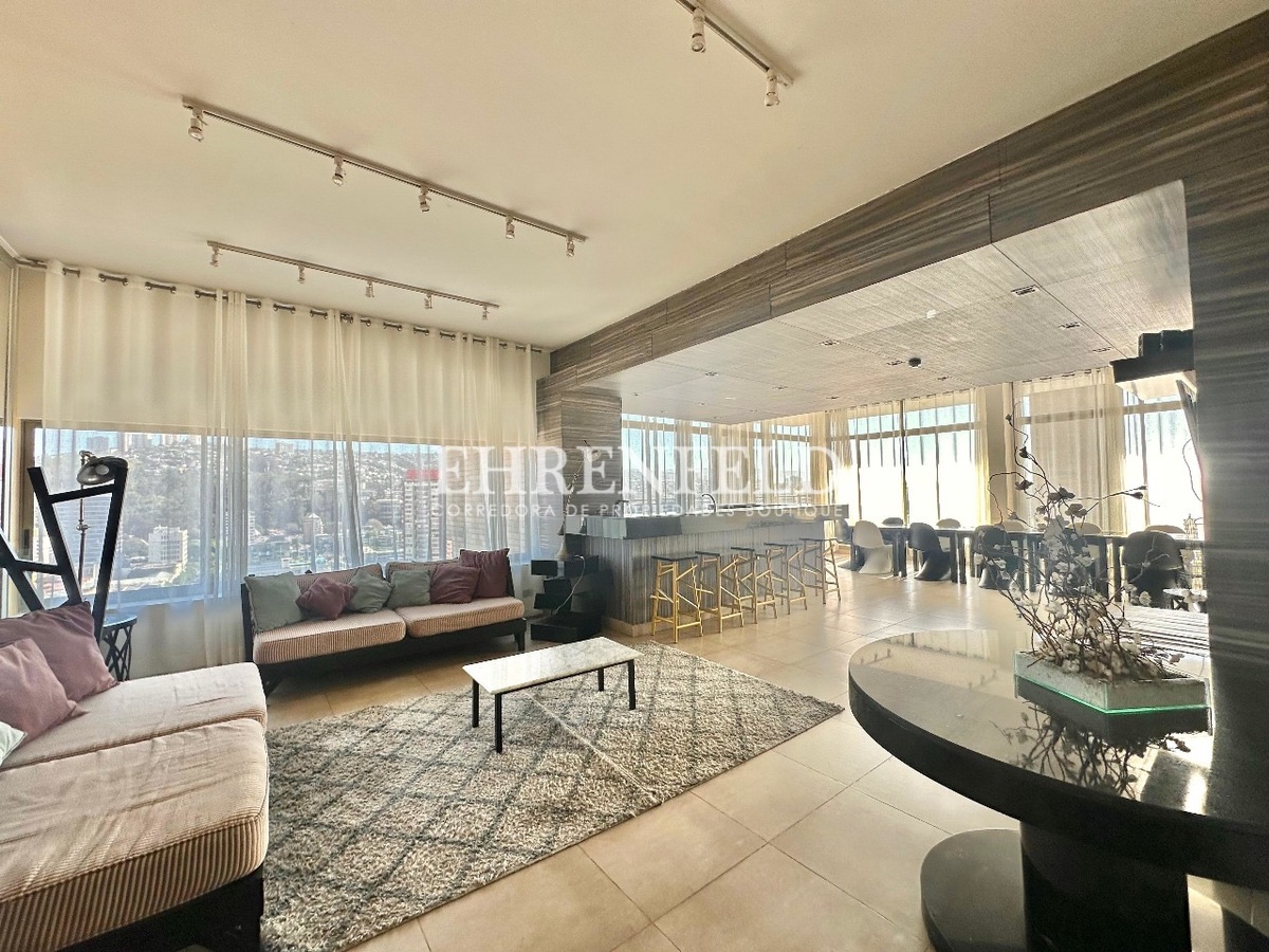 35 de 36: Sala eventos.