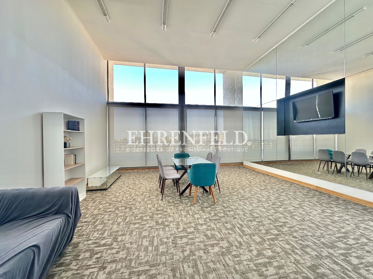 36 de 36: Sala de cine o estudios.