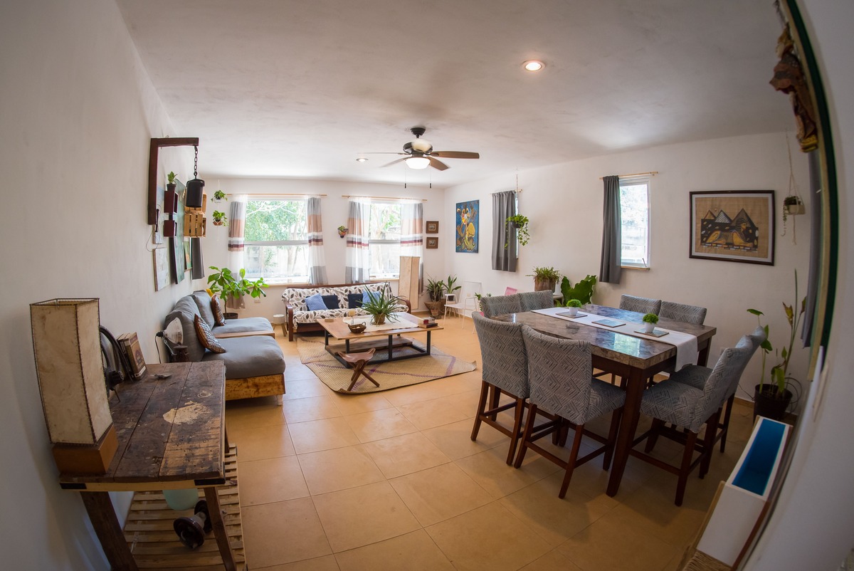 9 of 49: Sala comedor PB