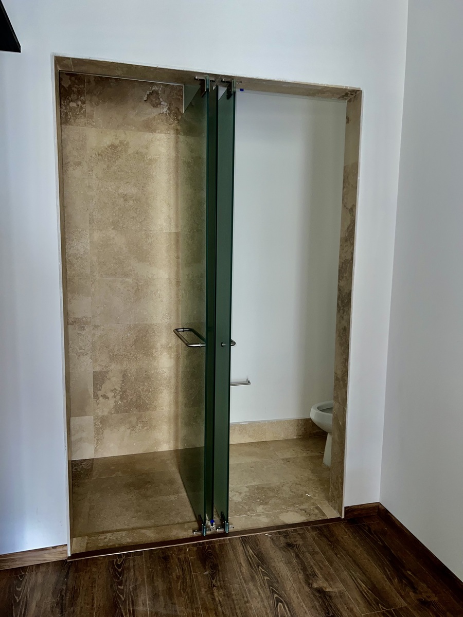 8 de 19: Baño principal