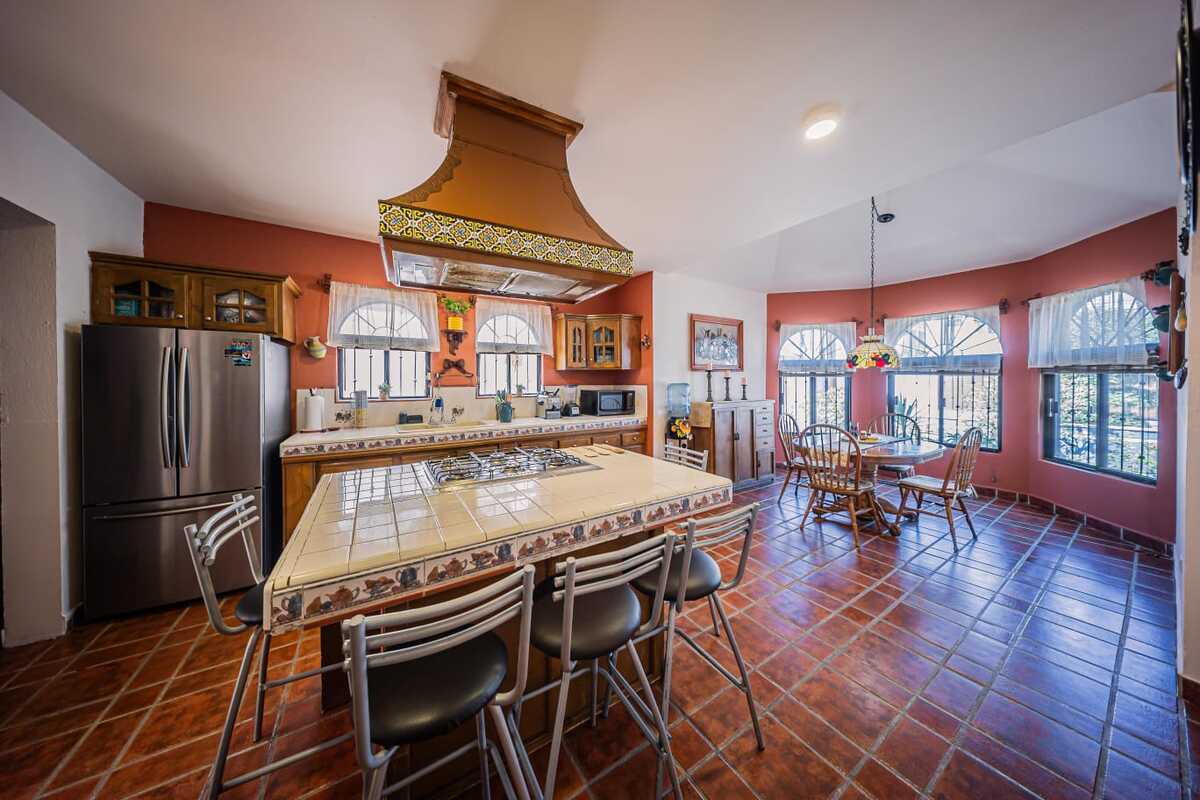 7 de 21: Cocina completa