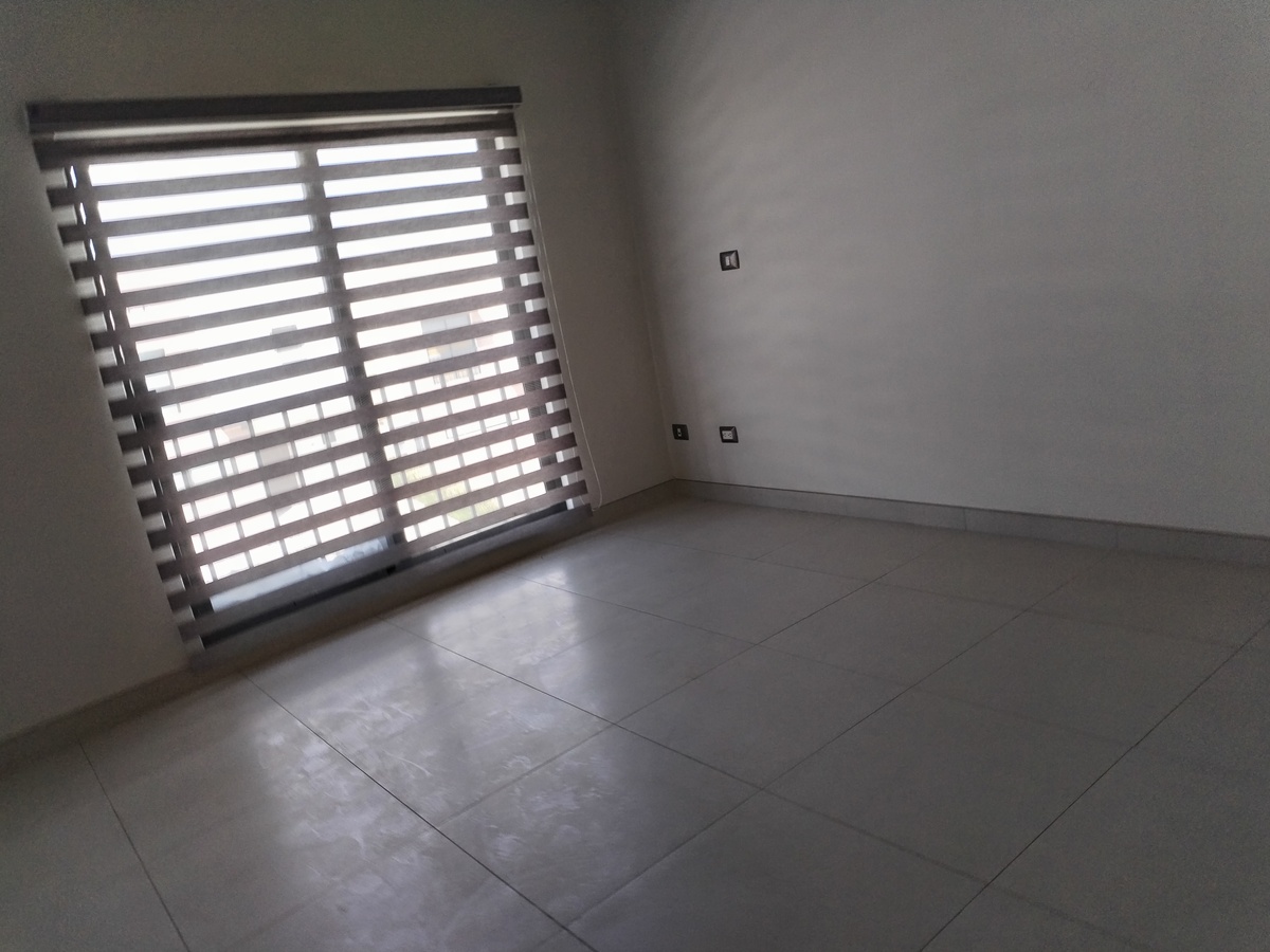 12 of 39: Recámara principal