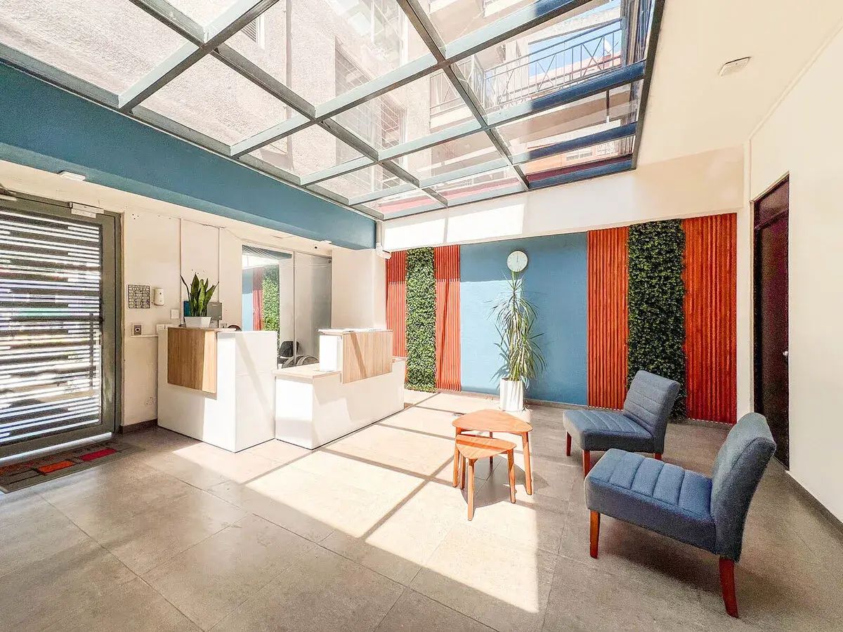 1 de 15: Lobby del edificio