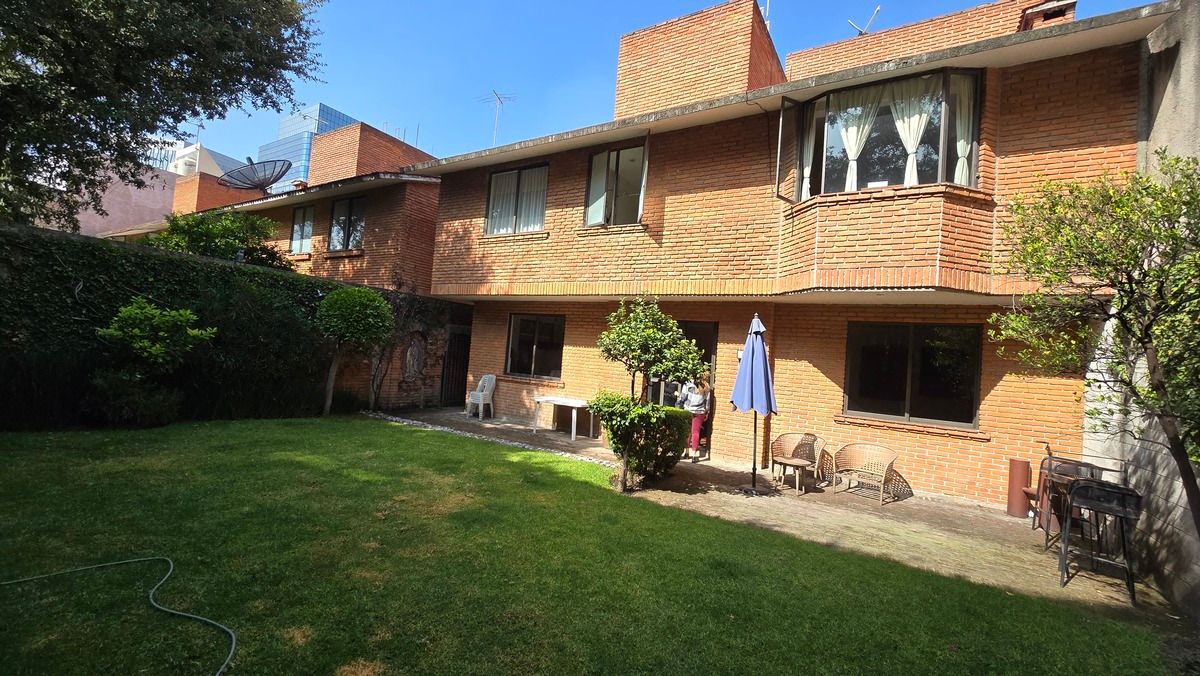 Casa en Venta en JARDINES EN LA MONTAÑA