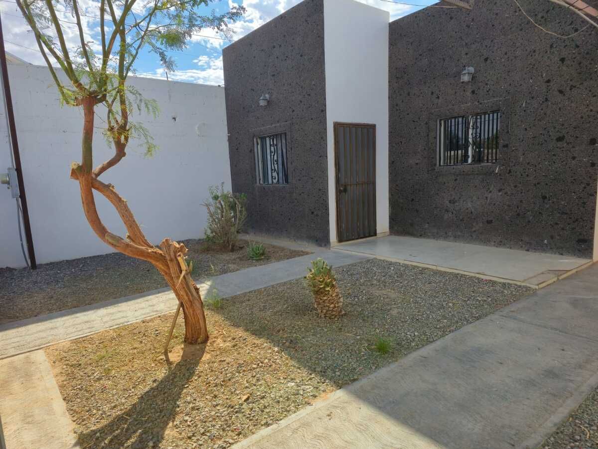 Casa en Renta – Av. Madero B entre Calles 17 y 18