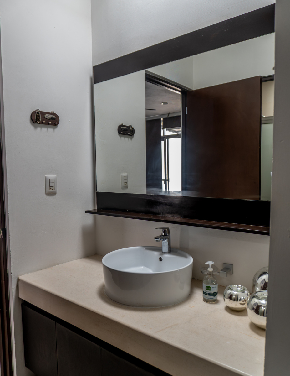 7 de 10: Baño de visitas