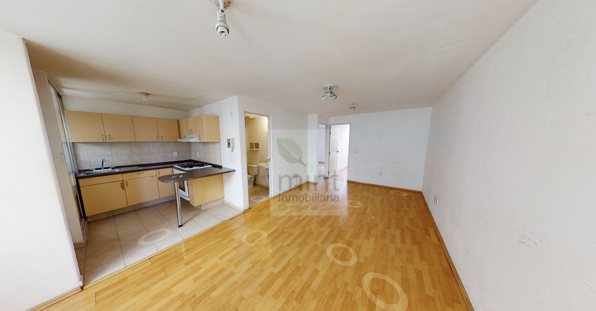 11 de 17: Acceso, Sala Comedor y Cocina