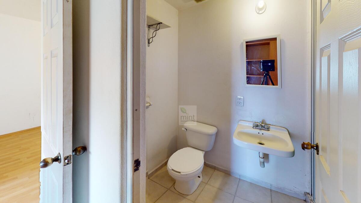 14 de 17: Baño Completo Recámara Principal