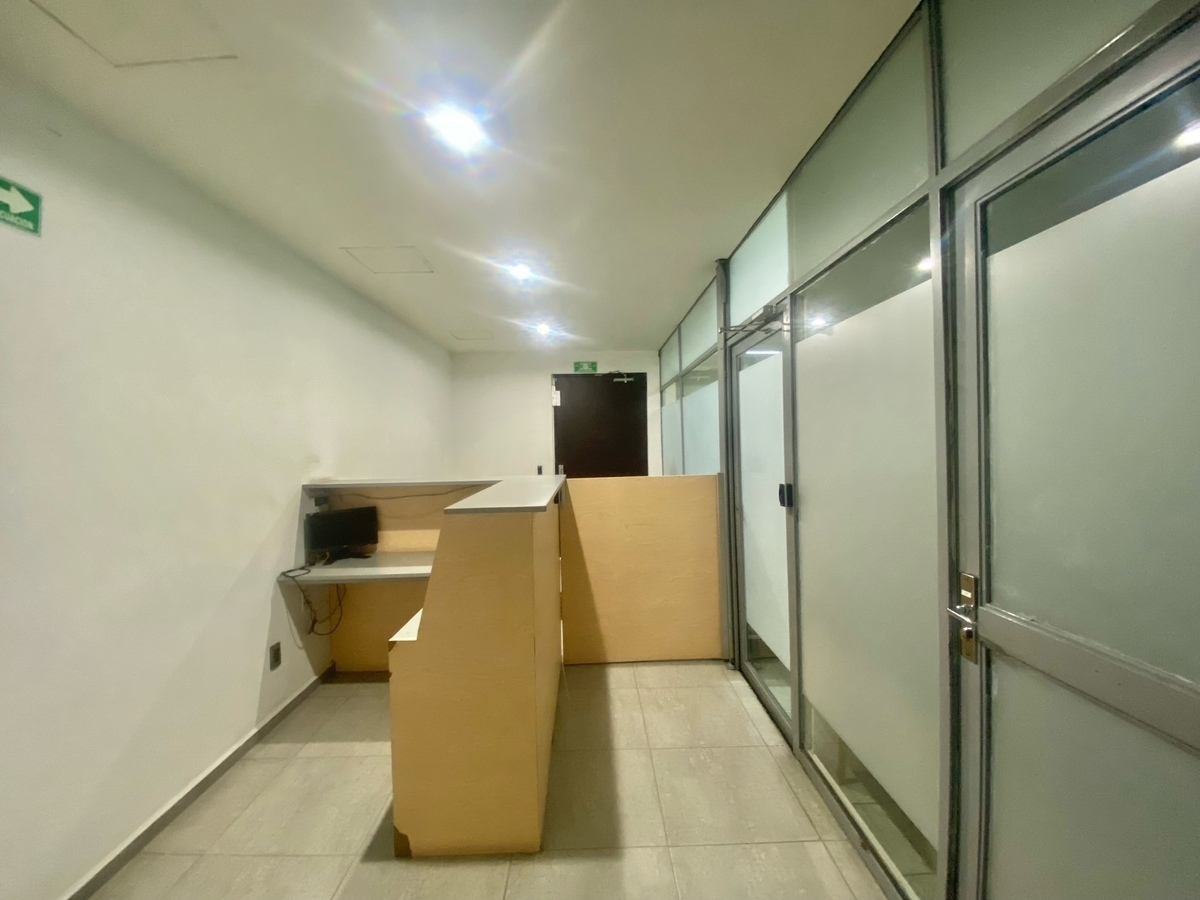 2 de 17: Oficina en Renta en Del Valle Rayo Vende ®