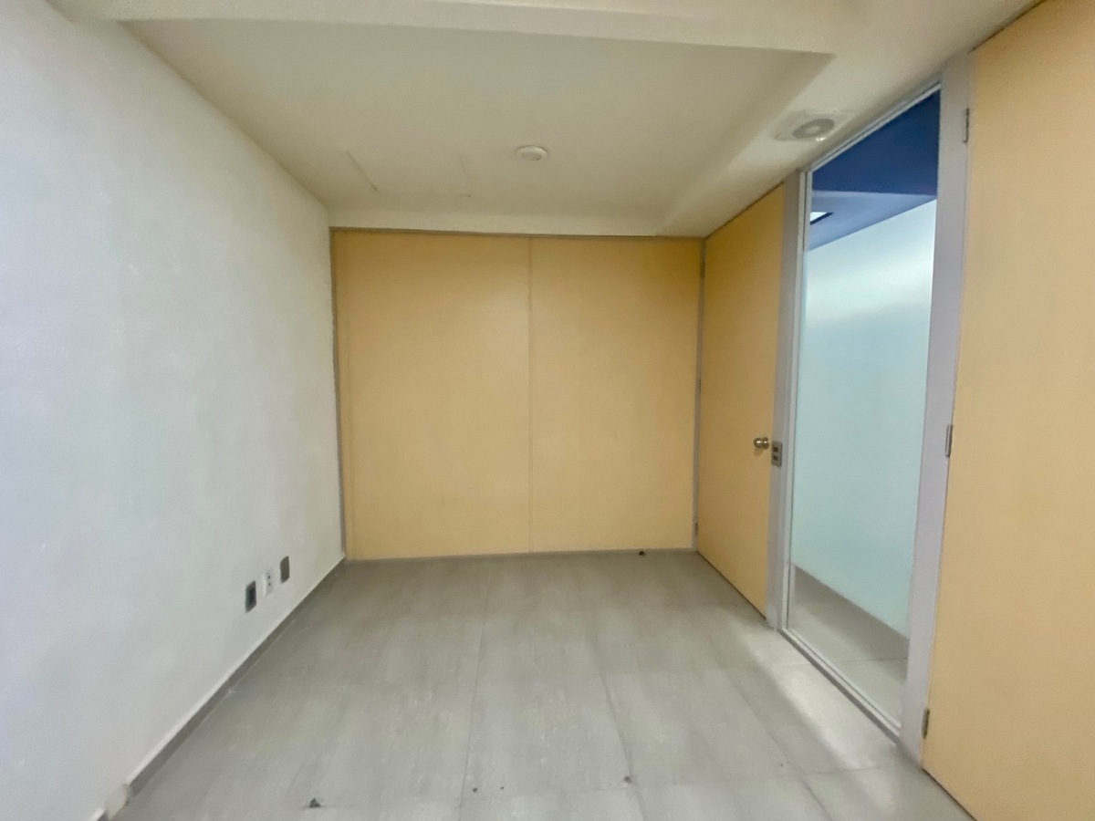 8 de 17: Oficina en Renta en Del Valle Rayo Vende ®