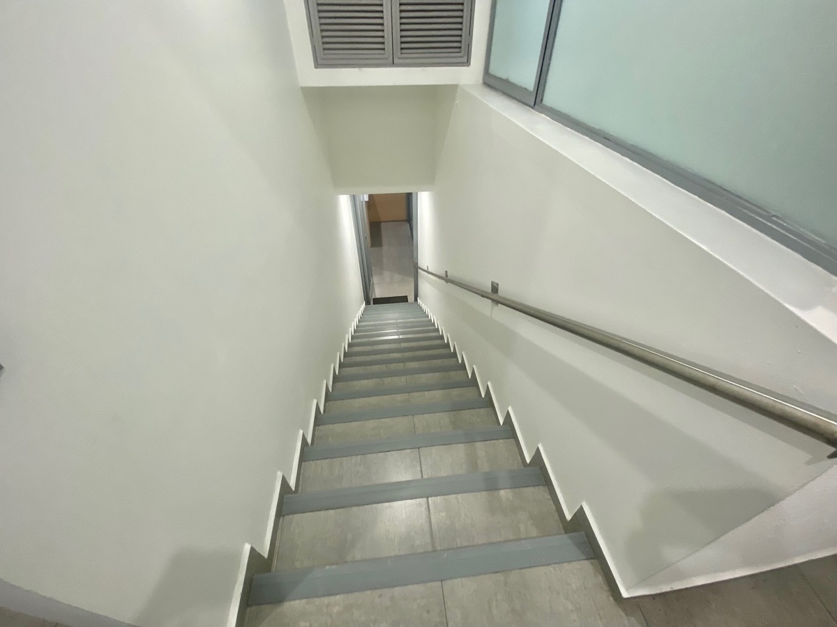 16 de 17: Oficina en Renta en Del Valle Rayo Vende ®