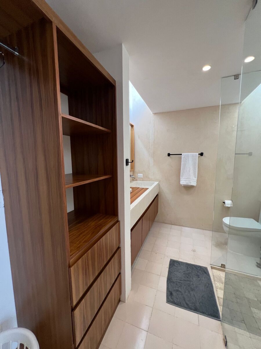 14 de 23: closet vestidor